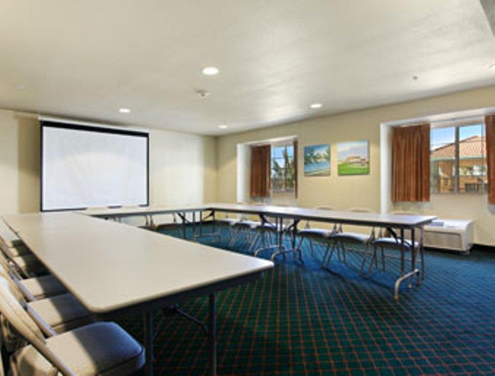Microtel Inn & Suites By Wyndham Wellton Facilities photo